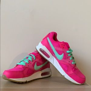 Pink Nike Air Max 8.5